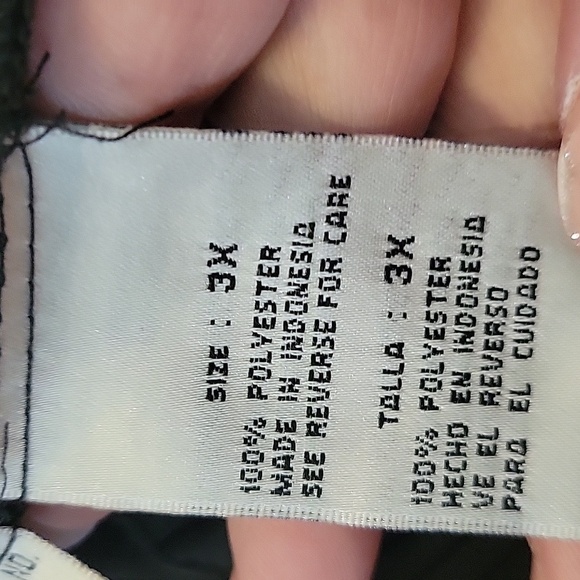 NWT Kaelyn Max II Black Plus Size 3x Top New - Picture 7 of 7